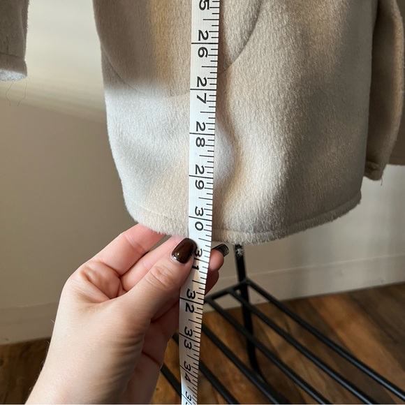 Oversized Sweater Jacket - Picture 6 of 6